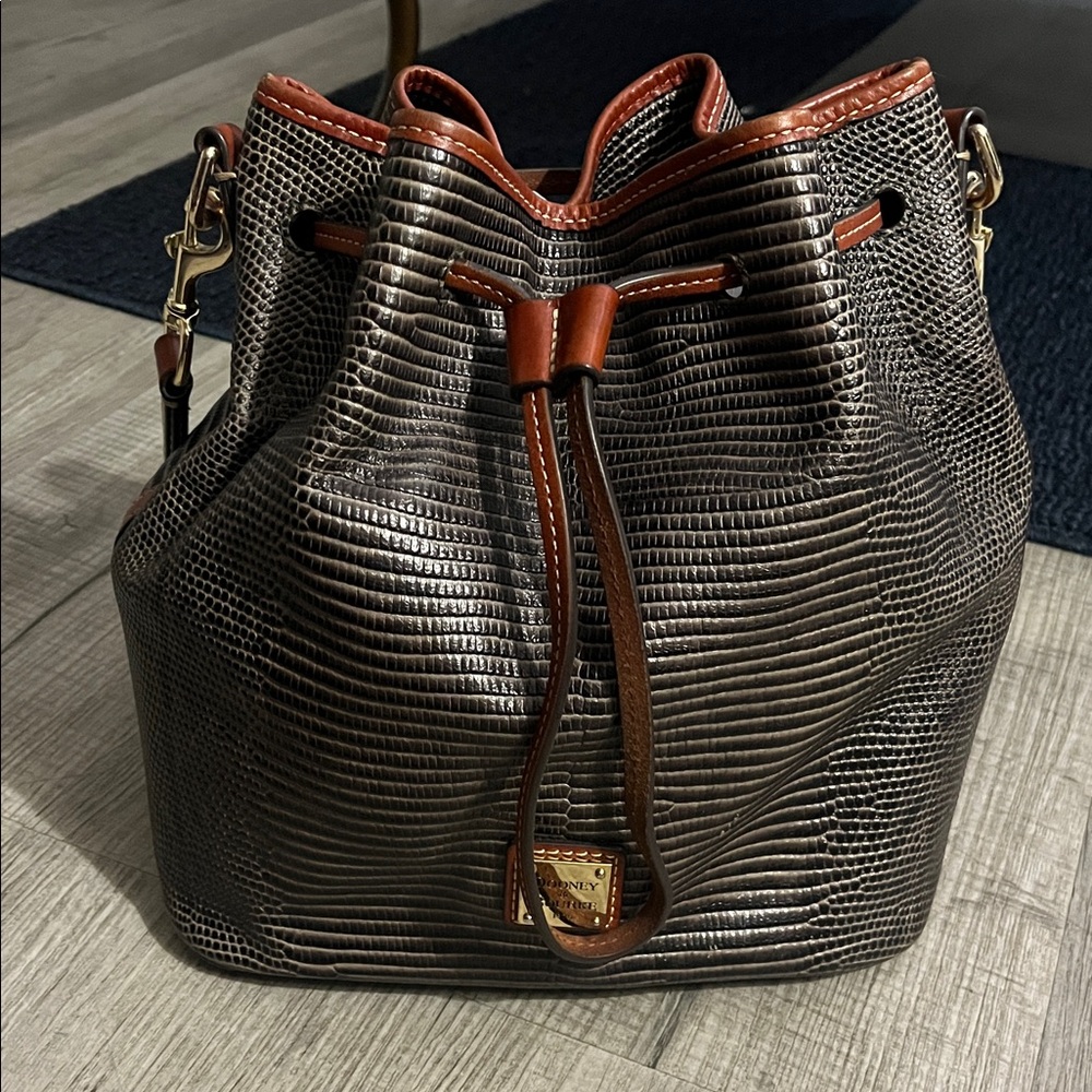 Dooney & Bourke Bag - Picture 2 of 14